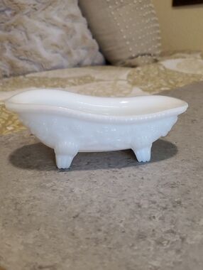 Avon Milk Glass Decorative  Mini Bathtub